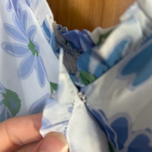 NWT Storia Blue Daisy Smocked Dress - Picture 3 of 8
